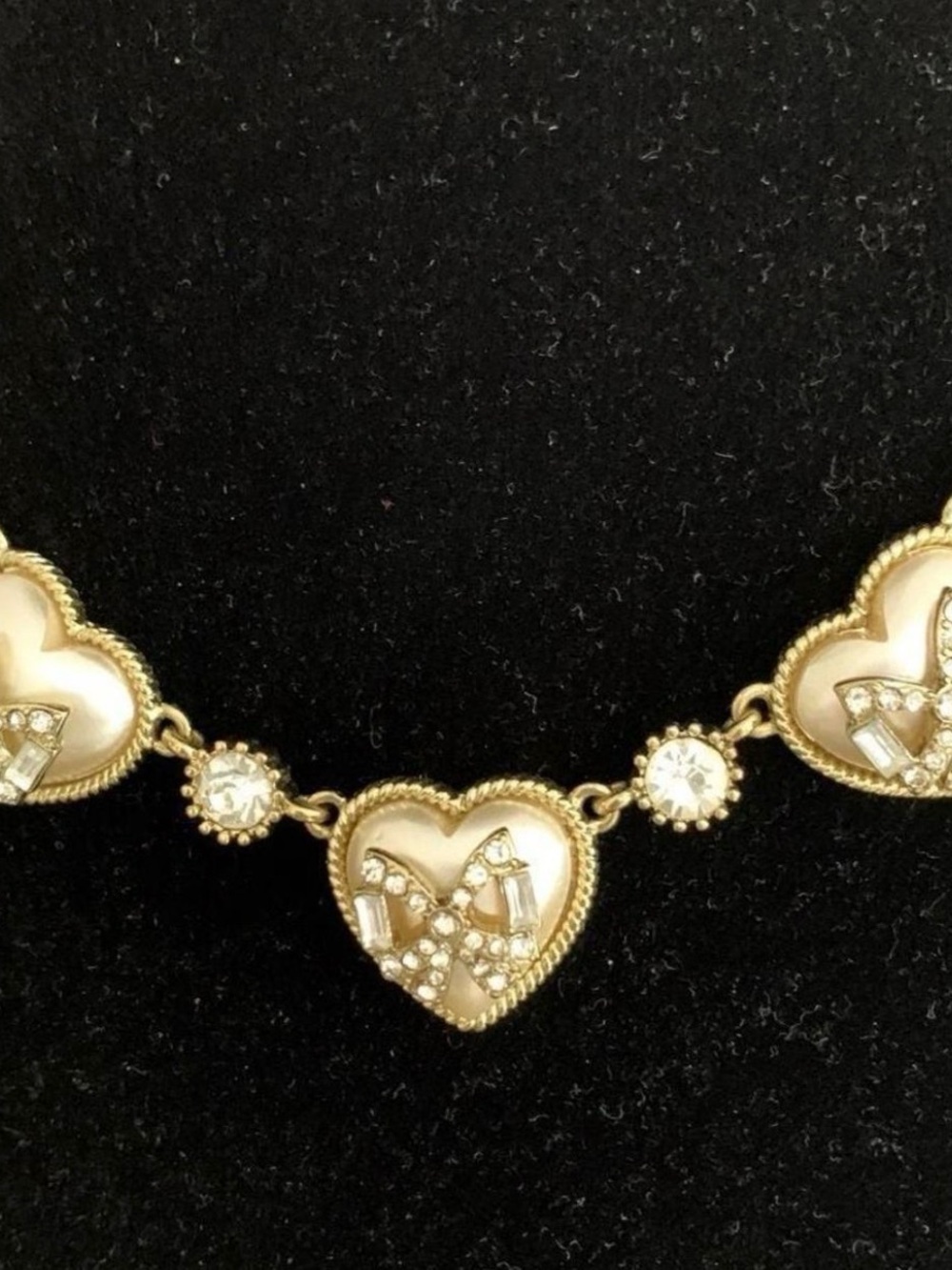 Betsey Johnson Gold-Tone Heart Pendant Necklace NWOT